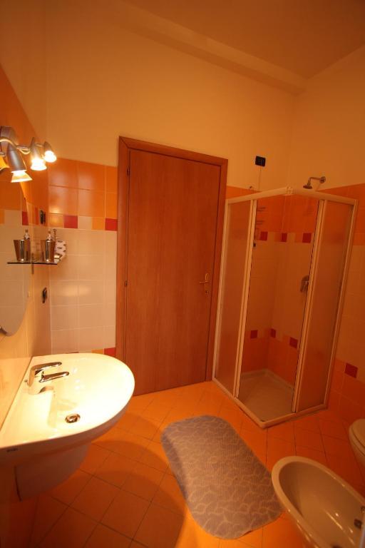 Bed And Breakfast Centrostorico Sarnico Extérieur photo